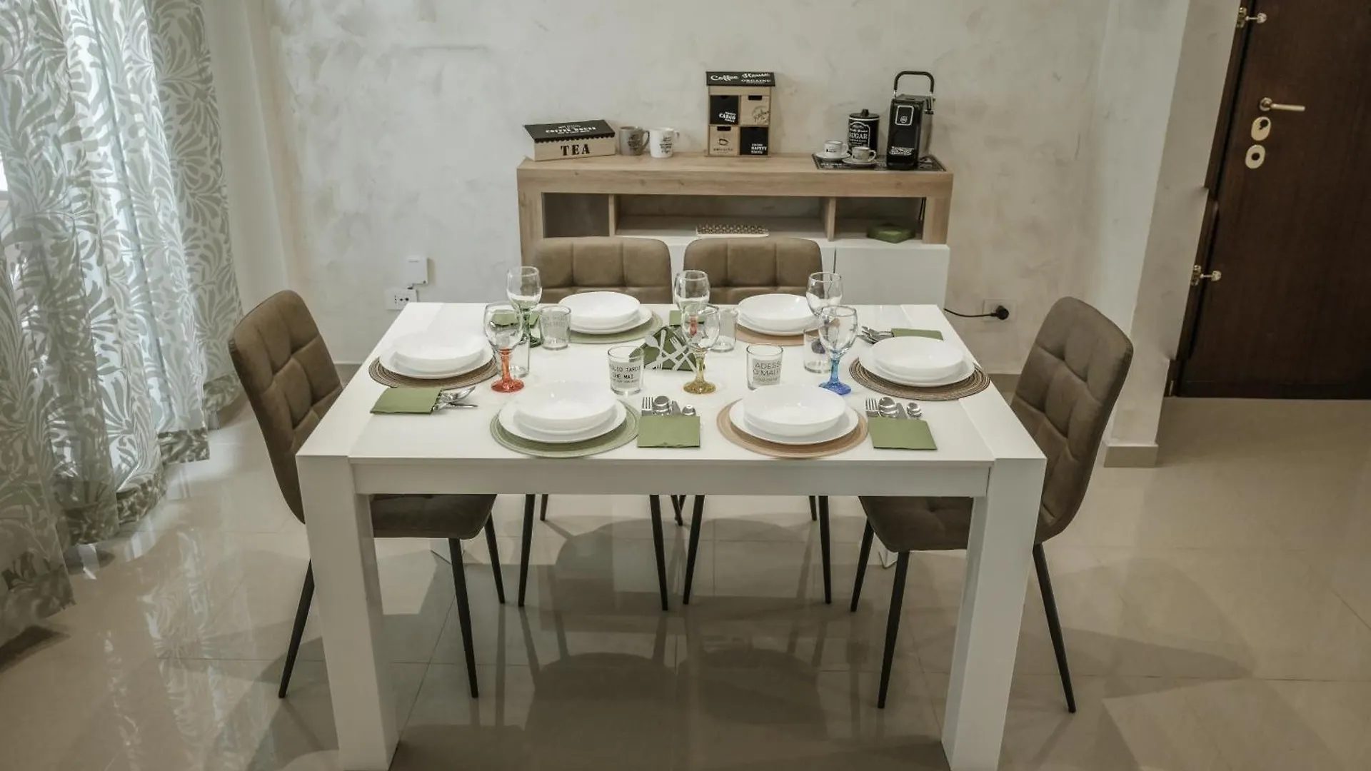 Habitación en casa particular Apartamento L'Albero Di Giada Bari Italia